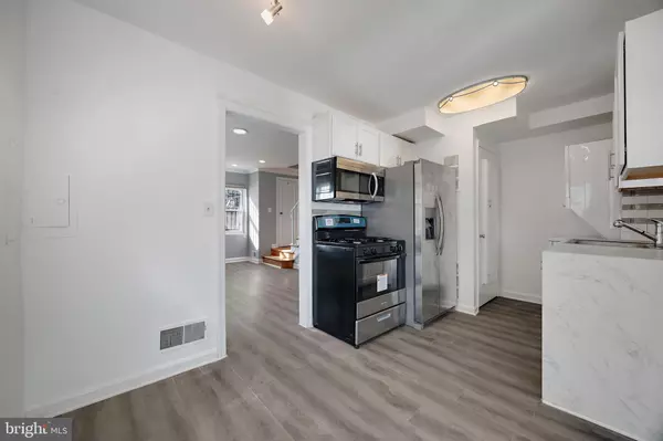 Capitol Heights, MD 20743,-6029 MARTIN L KING JR CT