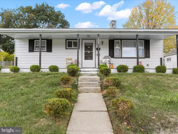 1229 WAYNE AVE, Hagerstown, MD 21742