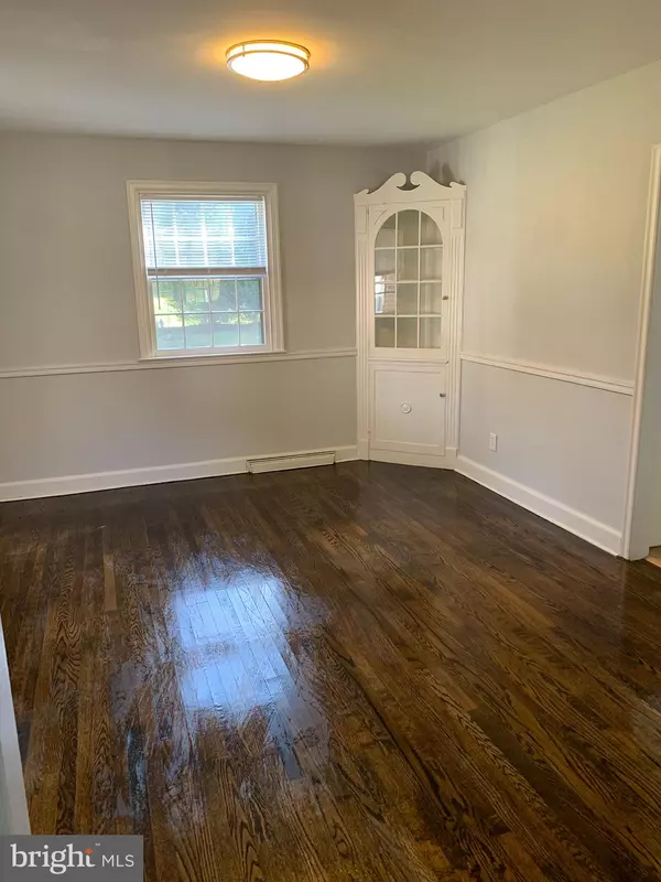 Ambler, PA 19002,824 MERRILL RD