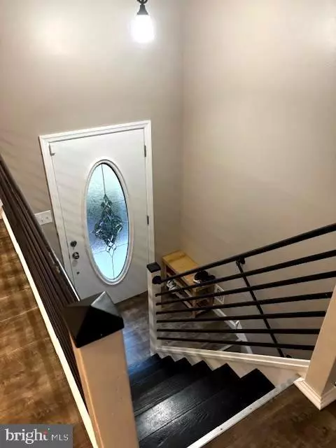 Mount Ephraim, NJ 08059,121 MARLBOROUGH AVE