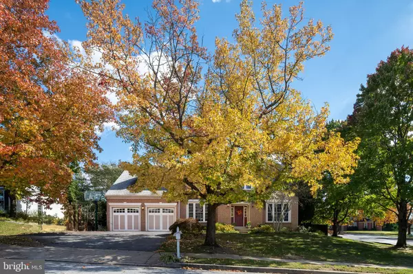 Catonsville, MD 21228,1 TROTTING HORSE CT