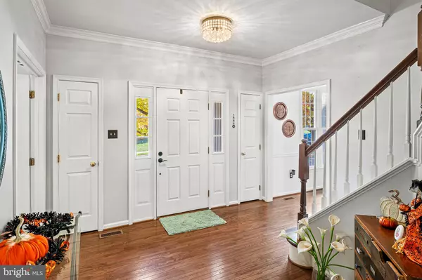 Catonsville, MD 21228,1 TROTTING HORSE CT