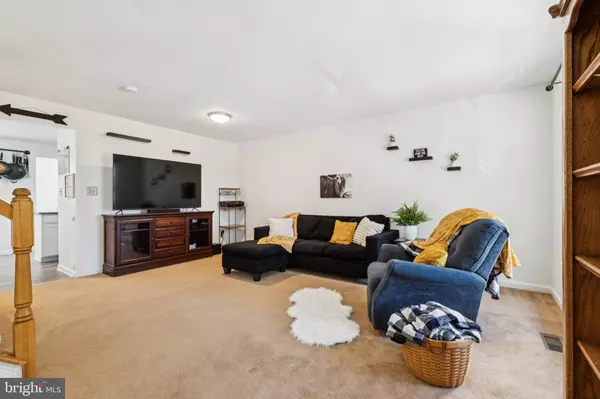 Fredericksburg, VA 22407,10041 GANDER CT