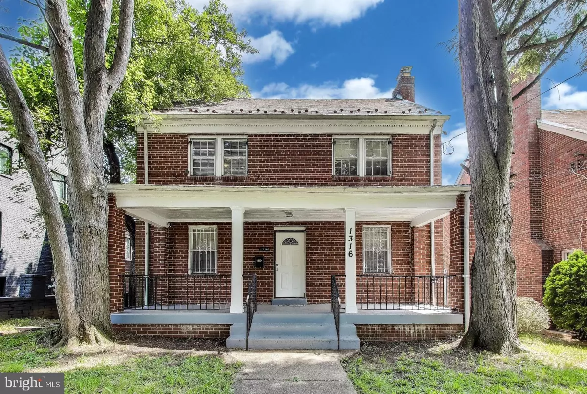 Washington, DC 20012,1316 VAN BUREN #LL ST NW #LOWER LEVEL