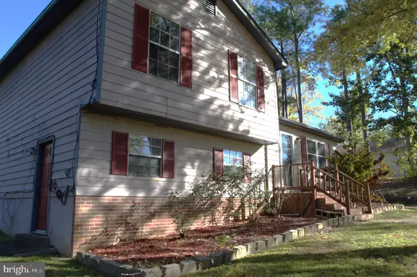 Fredericksburg, VA 22407,85 BREEZEWOOD DR