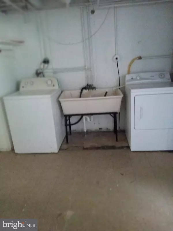 Upper Darby, PA 19082,66 SUBURBAN LN