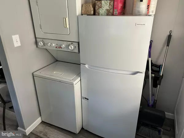 Egg Harbor Township, NJ 08234,300-302 FENTON AVE