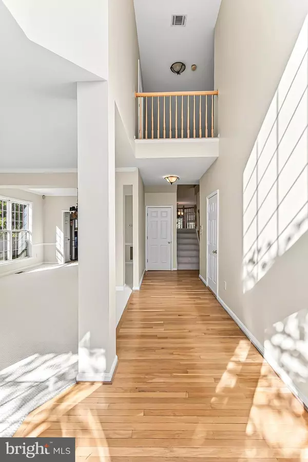 Sterling, VA 20165,47497 SAULTY DR