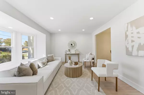 Woodbury Heights, NJ 08097,241 CHERRY AVE