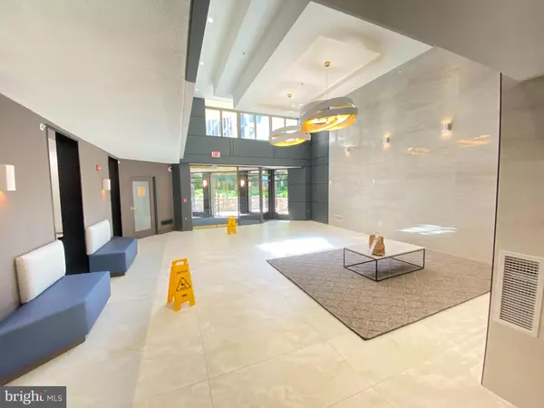 Bethesda, MD 20815,7111 WOODMONT AVE #103