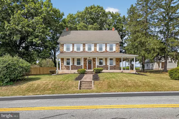 York, PA 17404,225 E CANAL RD