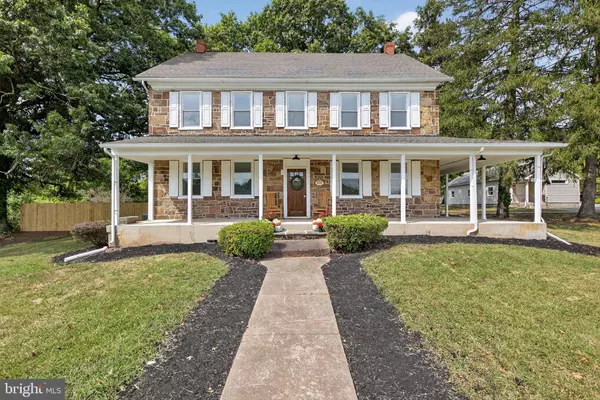 York, PA 17404,225 E CANAL RD