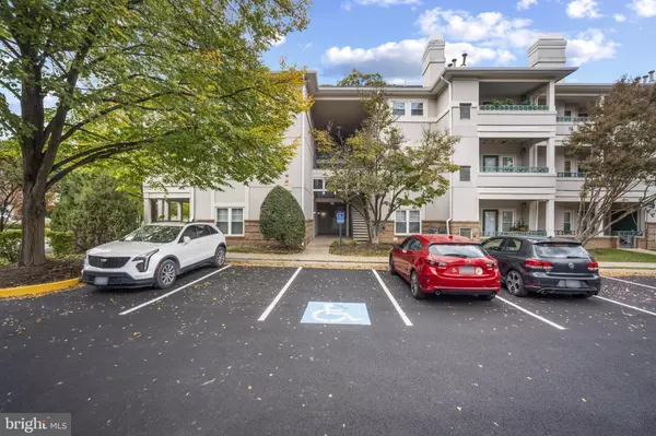 Reston, VA 20190,12005 TALIESIN PL #16