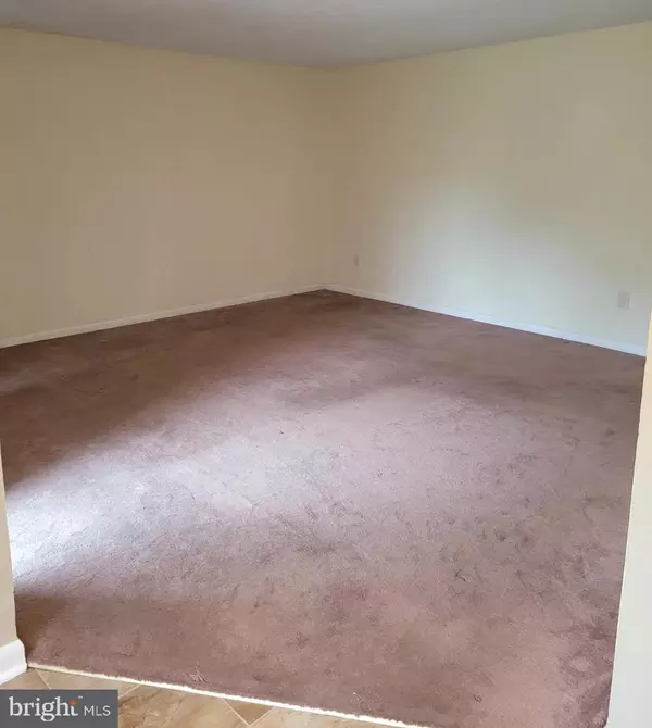 Mont Clare, PA 19453,1605 MEADOWVIEW LN #1605