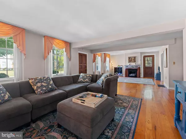 Woodbury, NJ 08096,195 DELAWARE ST