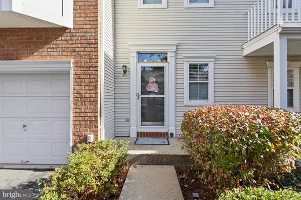 Pennington, NJ 08534,10 HOWE CT