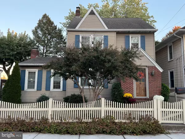 83 GEORGE ST, Hanover, PA 17331