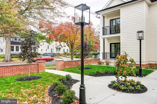 Haddonfield, NJ 08033,20 E REDMAN AVE #UNIT D