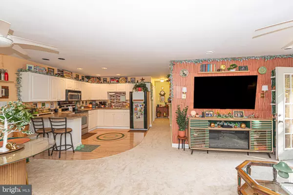 Ocean Pines, MD 21811,88 SEAFARER LN