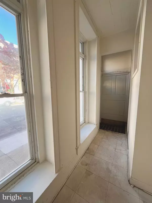 Baltimore, MD 21218,721 E 21ST ST
