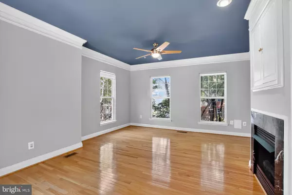 Rockville, MD 20850,110 ELMCROFT BLVD