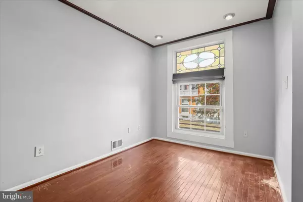 Baltimore, MD 21224,517 S MACON ST