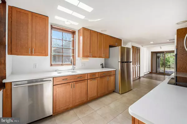 Plymouth Meeting, PA 19462,4048 FRIENDS LN