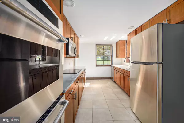 Plymouth Meeting, PA 19462,4048 FRIENDS LN