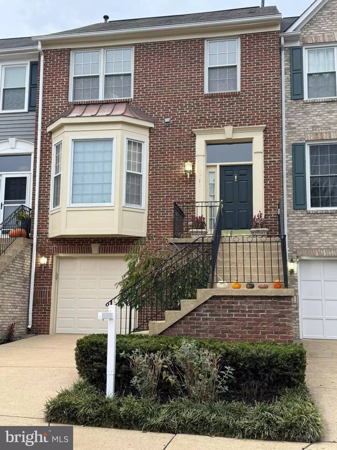 Springfield, VA 22153,8715 WADEBROOK TER