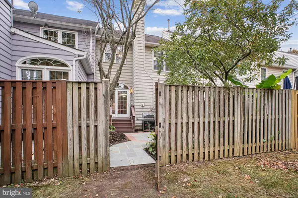 Springfield, VA 22153,8715 WADEBROOK TER