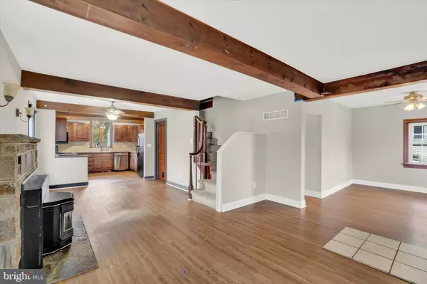 York, PA 17406,720 SKYLINE DR