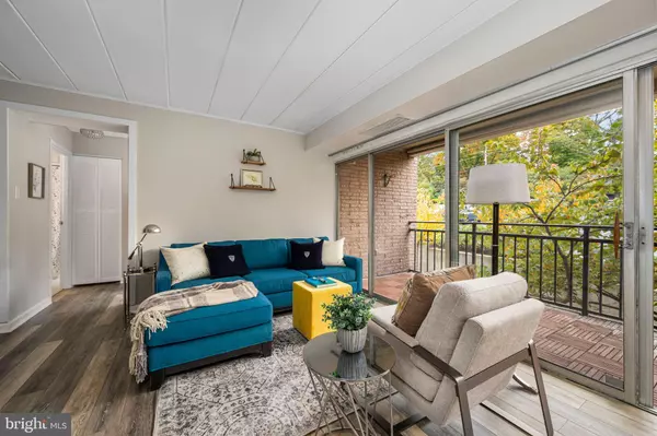 Wilmington, DE 19806,2302 RIDDLE AVE #103