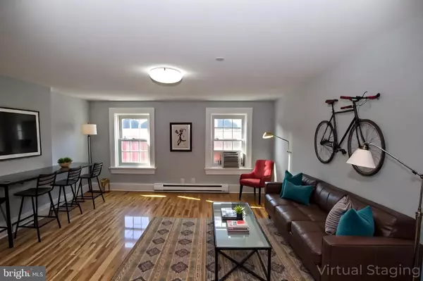 Philadelphia, PA 19107,1017 PINE ST #3F