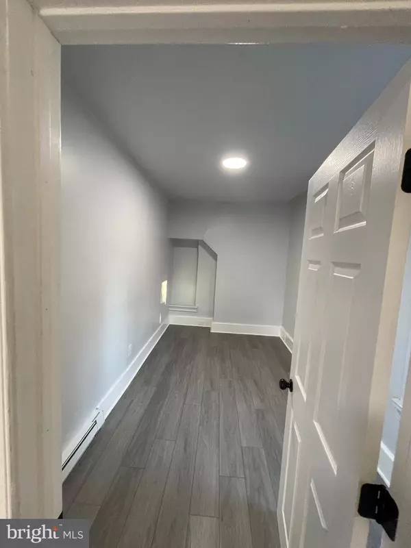 Chester, PA 19013,2121 W 3RD ST #5