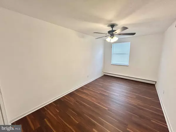 Philadelphia, PA 19111,6720 RISING SUN AVE #2F