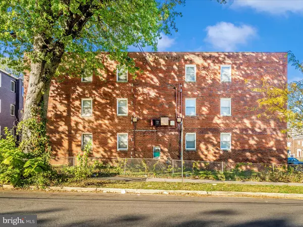 Washington, DC 20020,1745 T ST SE