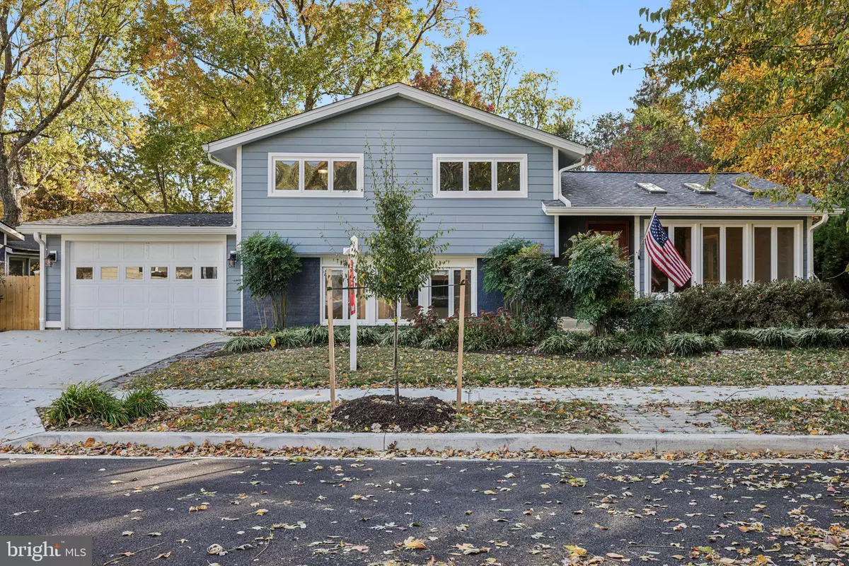 Severna Park, MD 21146,809 PIN OAK RD