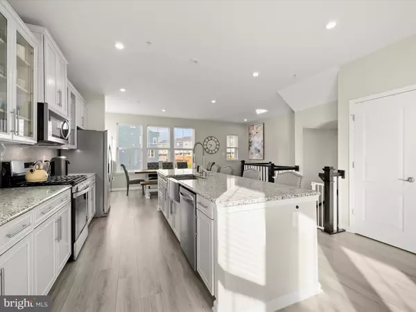 Hanover, MD 21076,7035 FOX GLOVE LN