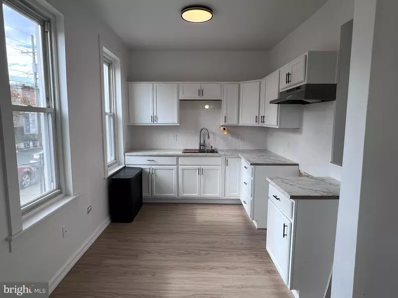 1001 N 6TH ST, Camden, NJ 08102