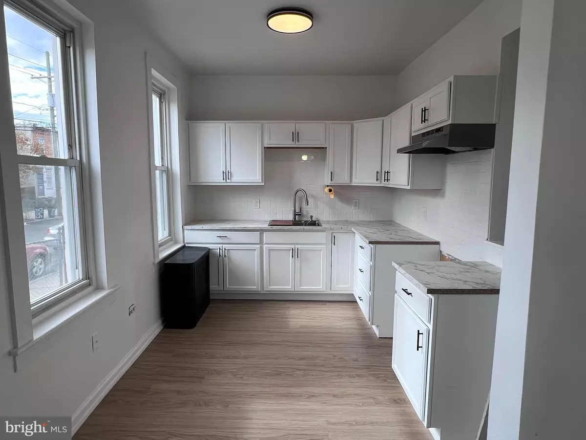 Camden, NJ 08102,1001 N 6TH ST