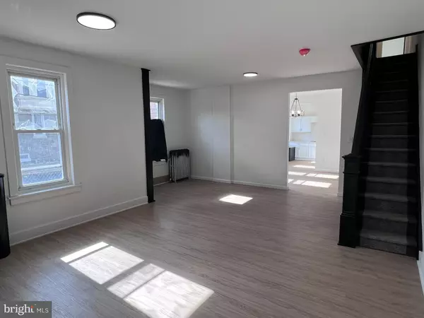 Camden, NJ 08102,1001 N 6TH ST