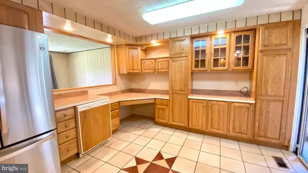 Joppa, MD 21085,4 OLD SOUND RD