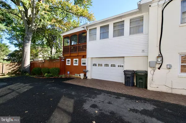 Annandale, VA 22003,7052 WARDELL ST