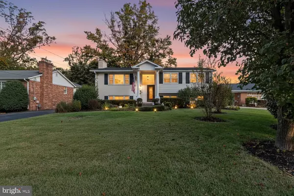 Annandale, VA 22003,7052 WARDELL ST