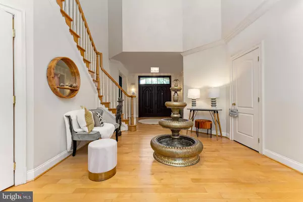 Mclean, VA 22102,1445 MAYHURST BLVD