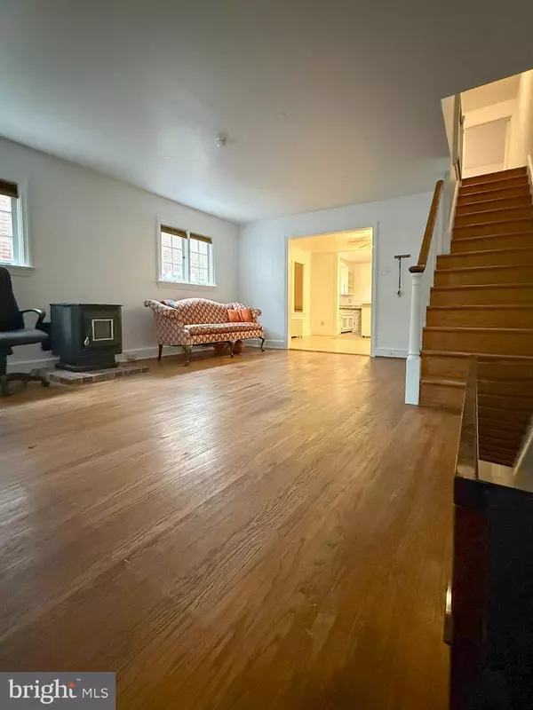 Lancaster, PA 17602,742 LEHIGH AVE