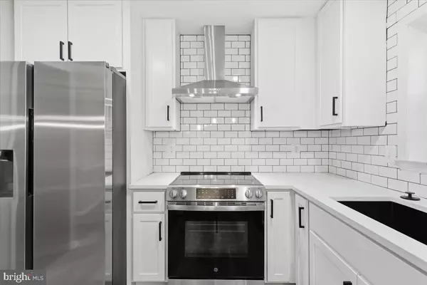 Burke, VA 22015,5714 MASON BLUFF DR