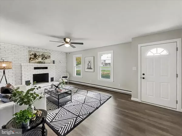 Hanover, PA 17331,91 SUNSET DR