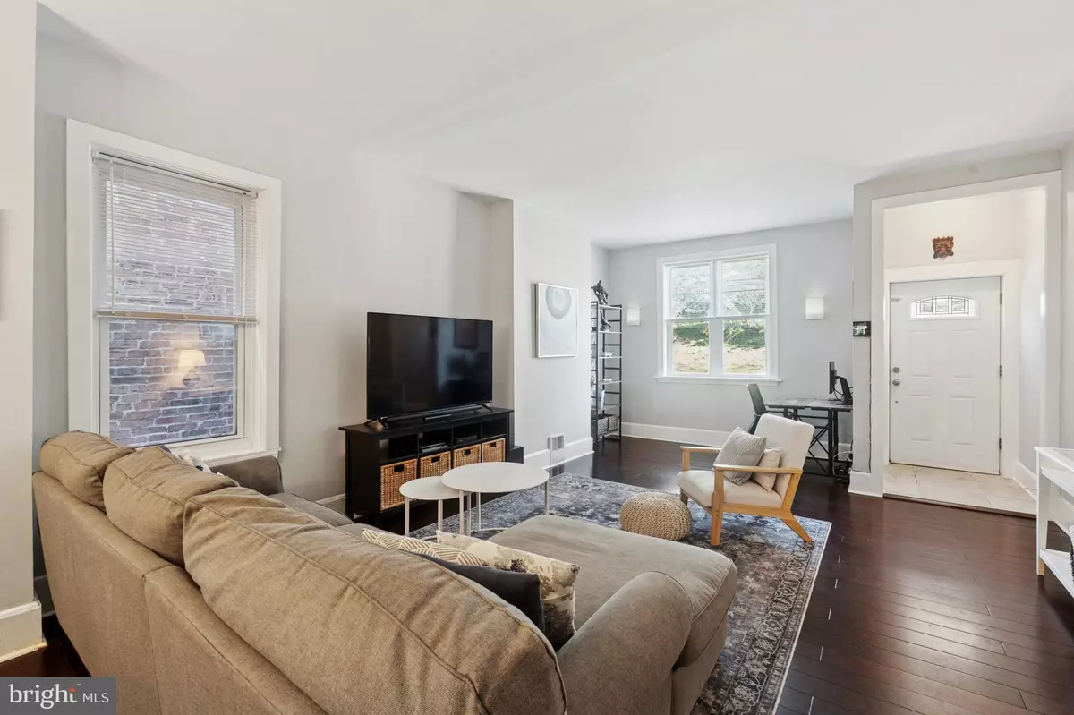 Philadelphia, PA 19129,3404 HENRY AVE