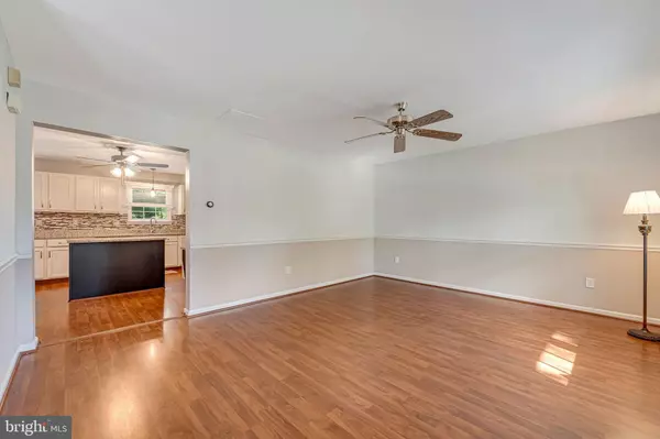 Williamstown, NJ 08094,1121 LAFAYETTE ST